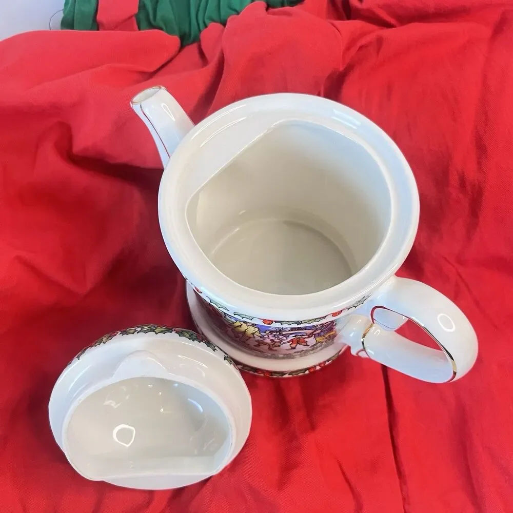 Vintage 1994 Sadler Christmas Holiday Teapot ENGLAND Good Condition